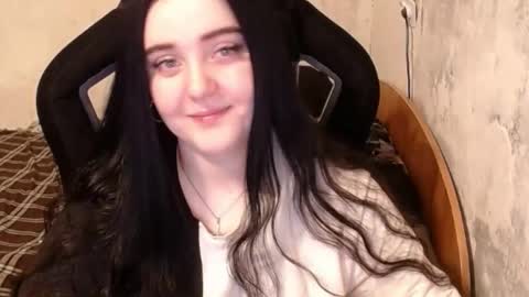 Snapshot of sweet_my_dream chatting on 01-09-25, 01:24 sweet_my_dream online show from 01-09-25, 01:24