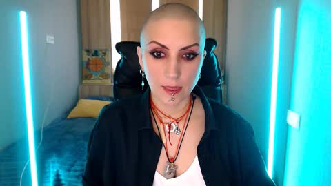 sweet_n_strong online show from 03-25-26, 11:38