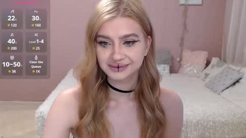 Snapshot of sweet_nicole_333 chatting on 03-12-25, 12:57 sweet_nicole_333 online show from 03-12-25, 12:57