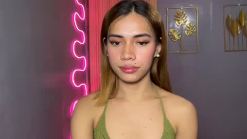 Snapshot of sweet_nikki03 chatting on 03-29-26, 07:25 sweet_nikki03 online show from 03-29-26, 07:25