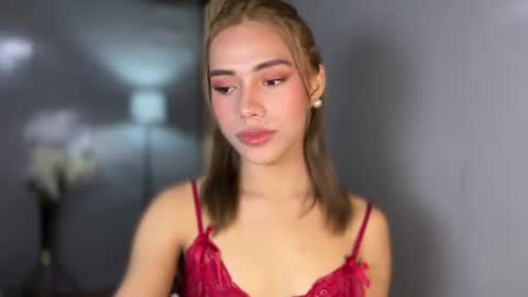 Snapshot of sweet_nikki03 chatting on 06-05-26, 03:02 sweet_nikki03 online show from 06-05-26, 03:02