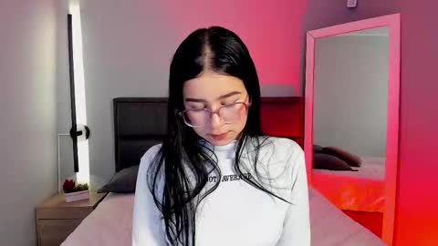 Snapshot of sweet_obsession__ chatting on 02-17-26, 12:45 Sweet Obsession online show from 02-17-26, 12:45