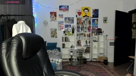 kira online show from 04-07-26, 03:23