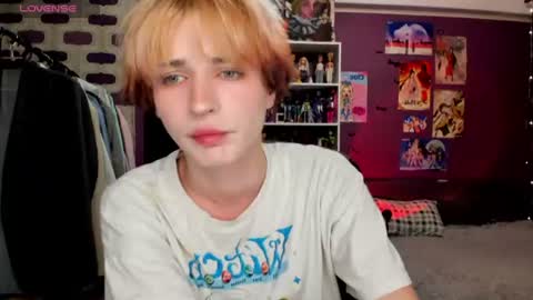Snapshot of sweet_peach__ chatting on 07-01-26, 08:30 kira online show from 07-01-26, 08:30