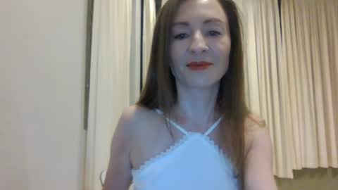 Snapshot of sweet_poeme chatting on 06-08-26, 12:16 sweet_poeme online show from 06-08-26, 12:16