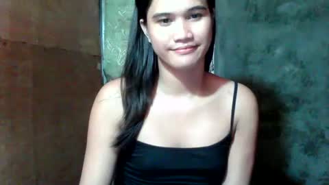 Snapshot of sweet_reyan2003 chatting on 06-28-26, 12:16 REYAN online show from 06-28-26, 12:16