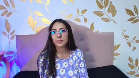 Sammy Lauren online show from 02-25-25, 03:52