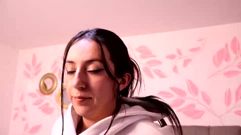 Snapshot of sweet_sammy_7 chatting on 07-14-26, 10:21 Sammy Lauren online show from 07-14-26, 10:21