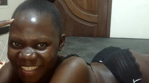 Snapshot of sweet_sharon01 chatting on 10-22-25, 09:25 Sharon online show from 10-22-25, 09:25