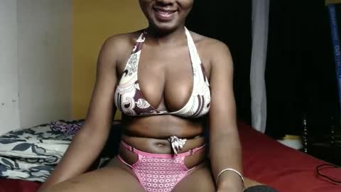 ellanah Tracie online show from 01-17-25, 06:54