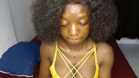 ellanah Tracie online show from 10-31-25, 12:44