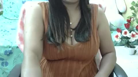 Snapshot of sweet_shivani chatting on 03-05-25, 11:17 sweet_shivani online show from 03-05-25, 11:17