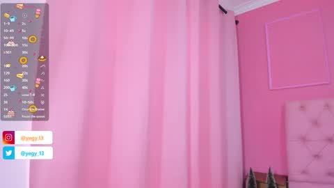 Snapshot of sweet_starxx chatting on 12-18-25, 06:47 Yeileen online show from 12-18-25, 06:47