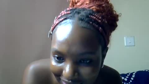 sweet_strawberina online show from 03-31-26, 03:01
