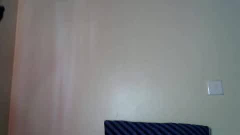 sweet_strawberina online show from 04-08-26, 10:48
