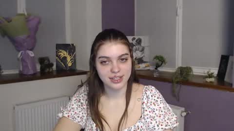 Snapshot of sweet_sugaaar chatting on 03-06-25, 11:20 Rebecca online show from 03-06-25, 11:20