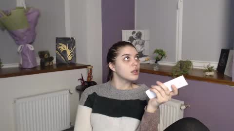 Snapshot of sweet_sugaaar chatting on 03-07-25, 06:13 Rebecca online show from 03-07-25, 06:13