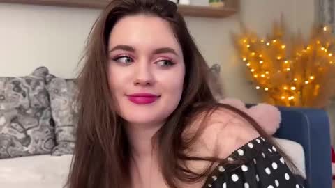 Snapshot of sweet_sugar87 chatting on 02-23-25, 01:10 ViolaandVince online show from 02-23-25, 01:10