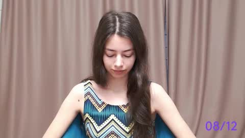 Snapshot of sweet_sweet_angel chatting on 12-08-24, 09:46 Angel online show from 12-08-24, 09:46