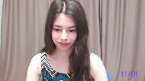 Snapshot of sweet_sweet_angel chatting on 01-11-25, 08:32 Angel online show from 01-11-25, 08:32