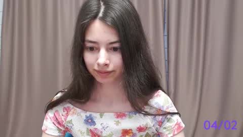 Snapshot of sweet_sweet_angel chatting on 02-04-25, 08:56 Angel online show from 02-04-25, 08:56