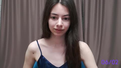 Snapshot of sweet_sweet_angel chatting on 02-06-25, 03:06 Angel online show from 02-06-25, 03:06