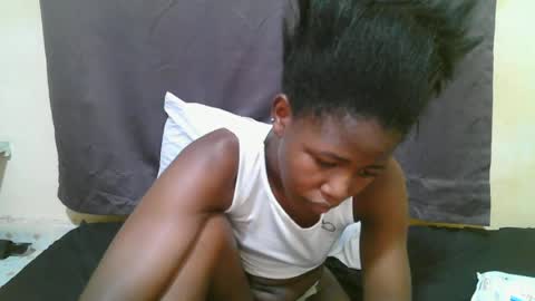 Snapshot of sweet_tattiana chatting on 06-19-26, 11:03 Tatty online show from 06-19-26, 11:03