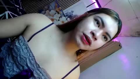 sweet_trexie online show from 12-17-25, 01:22