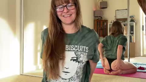 Heidi Brenner - Please check bio for schedule  FAQ online show from 04-10-26, 12:10