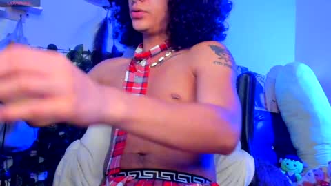 Steven independent model online show from 01-25-25, 01:21