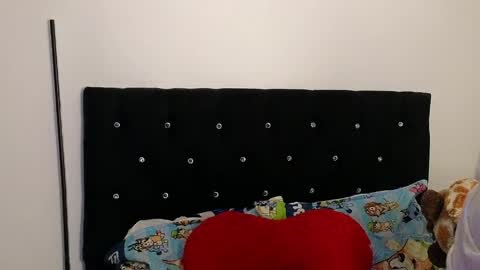 Snapshot of sweet_xuee18 chatting on 04-26-26, 03:59 Sweet online show from 04-26-26, 03:59