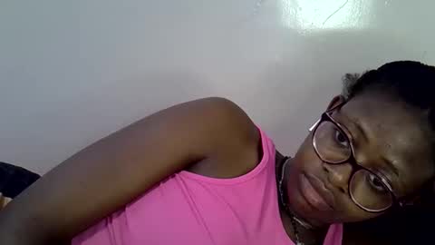 Snapshot of sweet_zarah chatting on 04-28-26, 04:12 sweet_zarah online show from 04-28-26, 04:12
