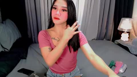 bea takashi  online show from 10-25-25, 08:55