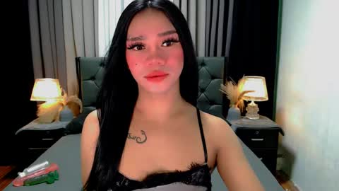 Snapshot of sweet_zoey12 chatting on 05-24-26, 11:26 bea takashi online show from 05-24-26, 11:26