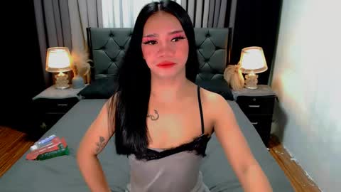 Snapshot of sweet_zoey12 chatting on 06-05-26, 09:48 bea takashi online show from 06-05-26, 09:48