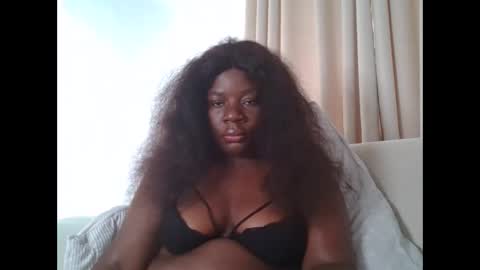 Snapshot of sweetafricangal chatting on 01-12-26, 10:53 NASHA online show from 01-12-26, 10:53
