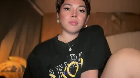 alexa your one and only queen online show from 01-06-25, 01:52