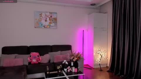 Snapshot of sweetameliaa chatting on 07-11-26, 07:16 Amelia 3 - Im a naughty girl3 online show from 07-11-26, 07:16