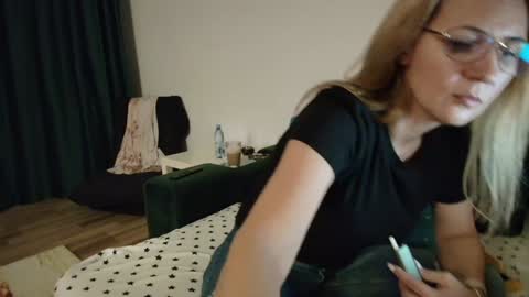 Ania online show from 01-28-25, 08:58