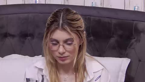 Anisia online show from 02-21-26, 07:31