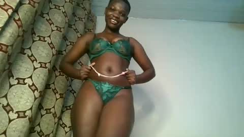 Sweetass online show from 06-17-26, 05:58