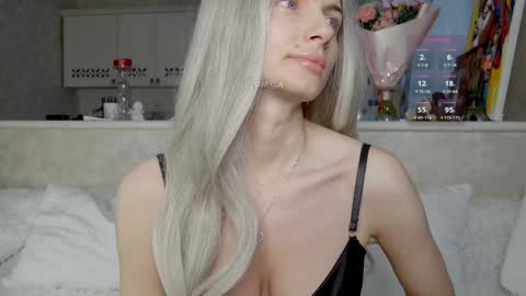 sweetbabyxx2021 online show from 12-03-24, 04:03