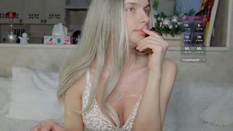 sweetbabyxx2021 online show from 12-15-24, 04:29