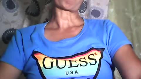 Snapshot of sweetbella24 chatting on 07-02-26, 11:49 im anne online show from 07-02-26, 11:49