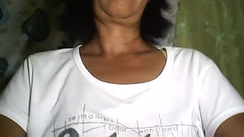 Snapshot of sweetbella24 chatting on 07-03-26, 02:23 im anne online show from 07-03-26, 02:23