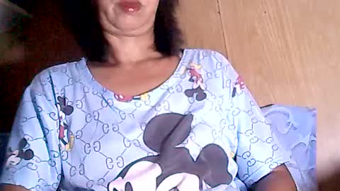 Snapshot of sweetbella24 chatting on 08-04-26, 02:41 im anne online show from 08-04-26, 02:41