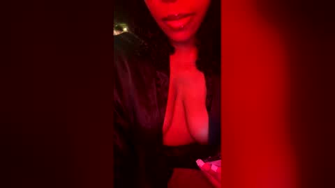 Snapshot of sweetberryxo chatting on 03-23-26, 04:38 The RealSweetBerry online show from 03-23-26, 04:38