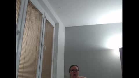 Snapshot of sweetboobs85h chatting on 10-14-25, 07:47 Sweetboobs85h online show from 10-14-25, 07:47