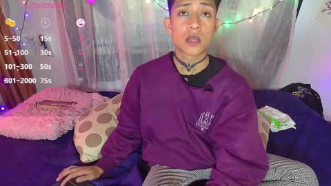 Snapshot of sweetc4meron chatting on 12-25-24, 03:38 Cameron Alejandro online show from 12-25-24, 03:38