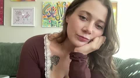 Snapshot of sweetcandyangel chatting on 09-21-25, 09:16 sweetcandy online show from 09-21-25, 09:16